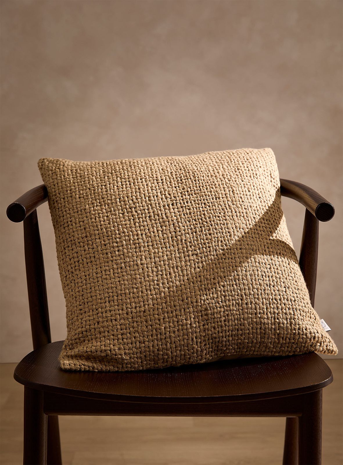 Unique Andean Artisan Cushion – Handmade with Natural Wool